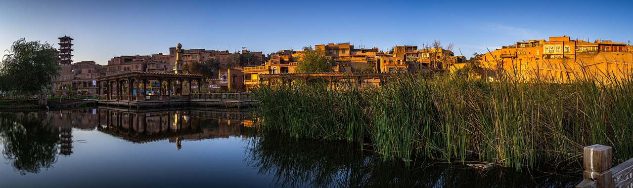 city building, characteristic houses, kashi